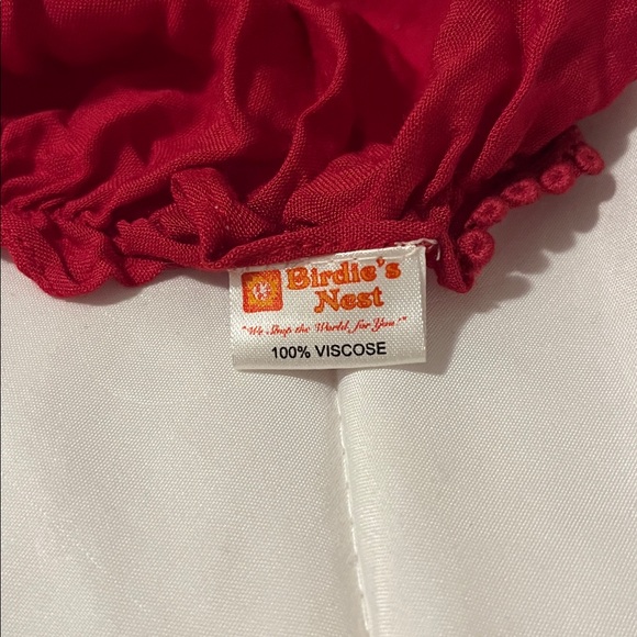 Red scarf - Picture 2 of 2